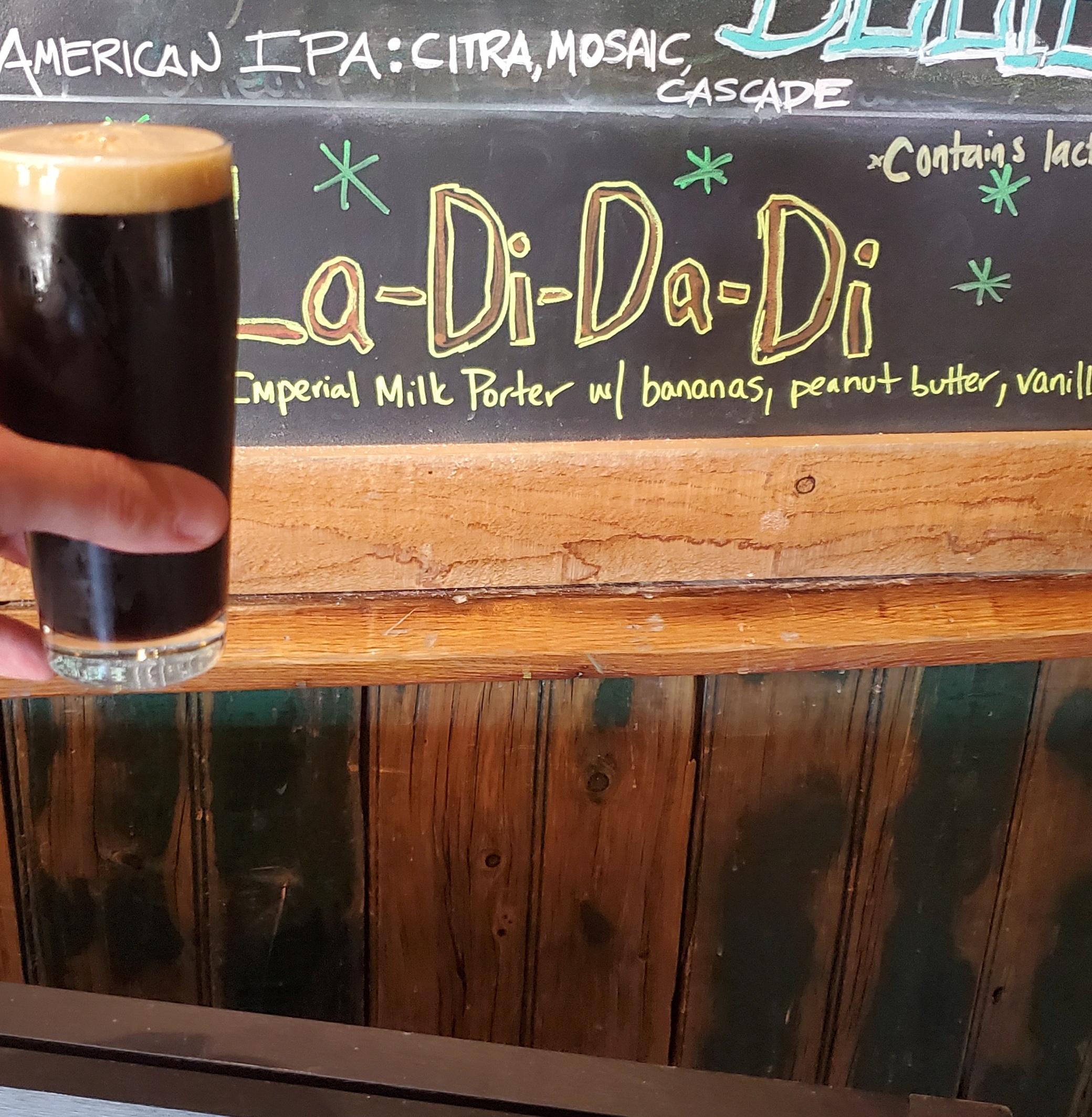 TwinElephant_LaDiDaDi