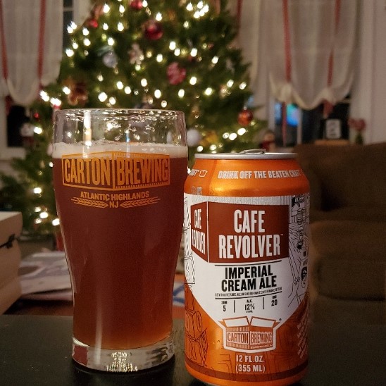 Carton_CafeRevolver